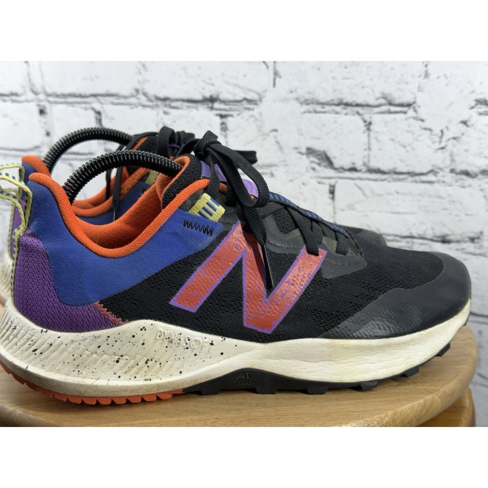 New Balance DynaSoft Nitrel‎ V4 Trail Running Shoe Black/Orange Women's Size 9.5 - Picture 3 of 15